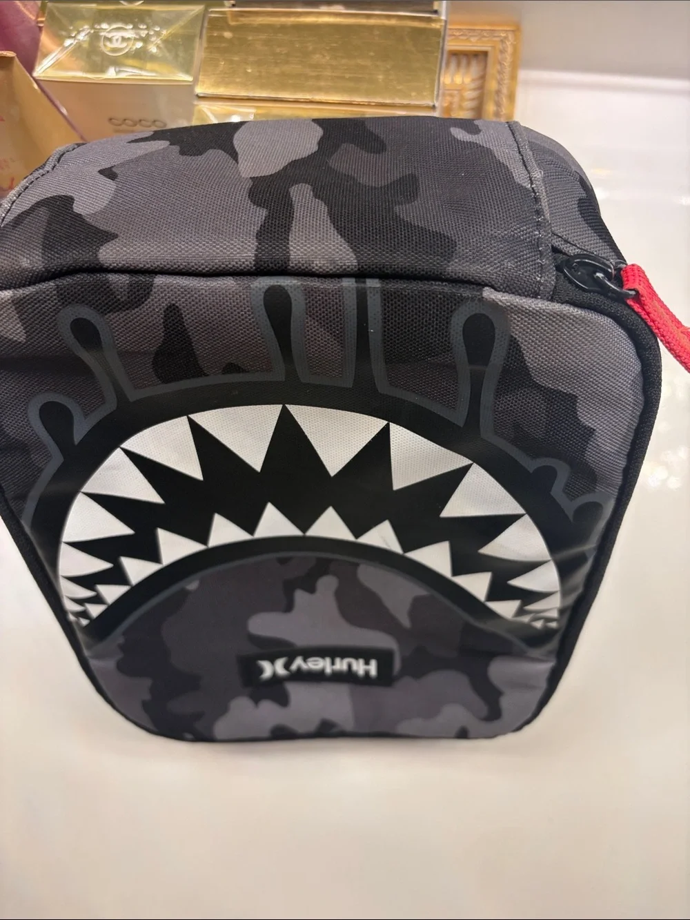 Hurley Adults Insulated Lunch Tote Bag Grey Camo Shark Teeth Design PreOwned